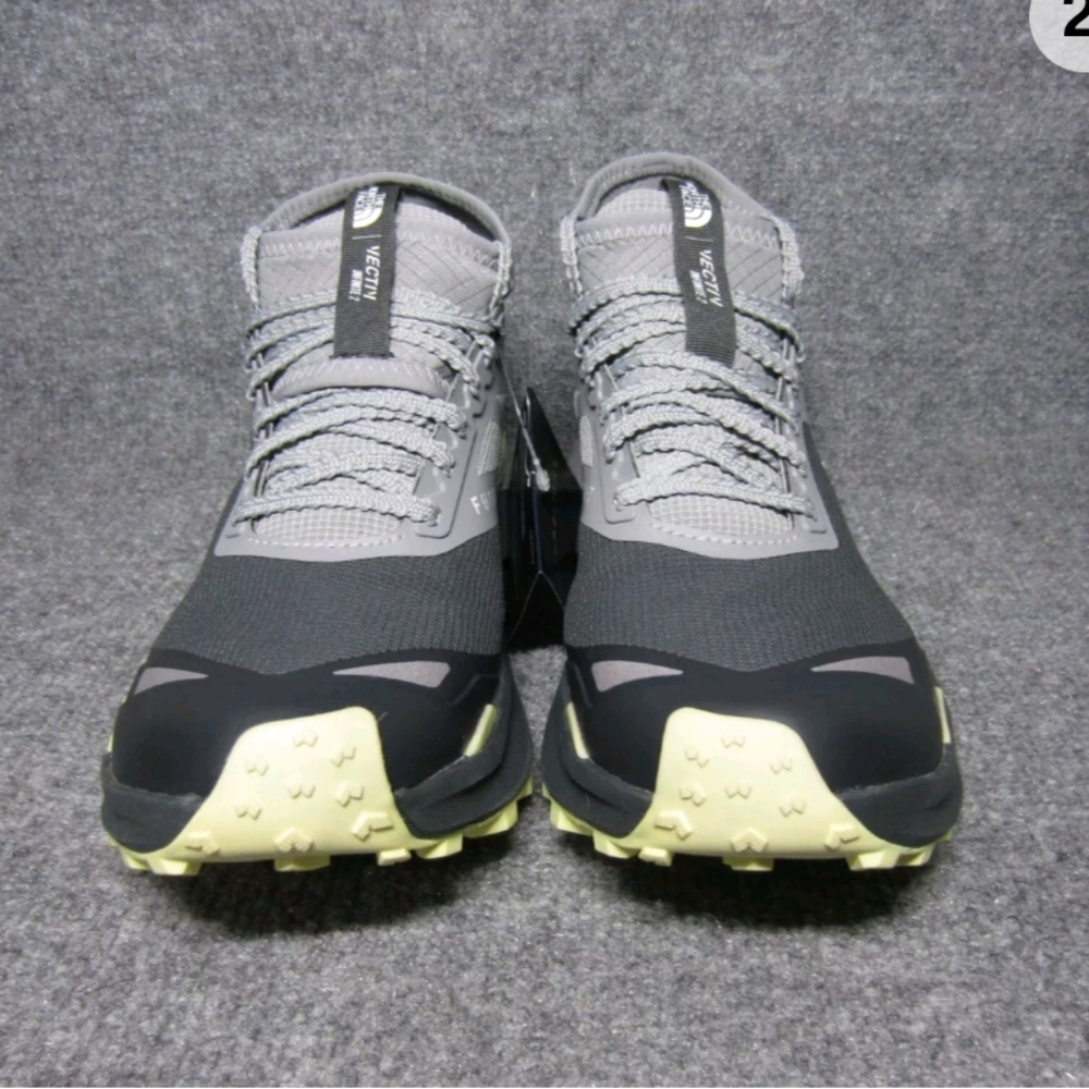 The North Face VECTIV Infinite 2 FutureLight Trail Shoes Womens Size 8 Gray